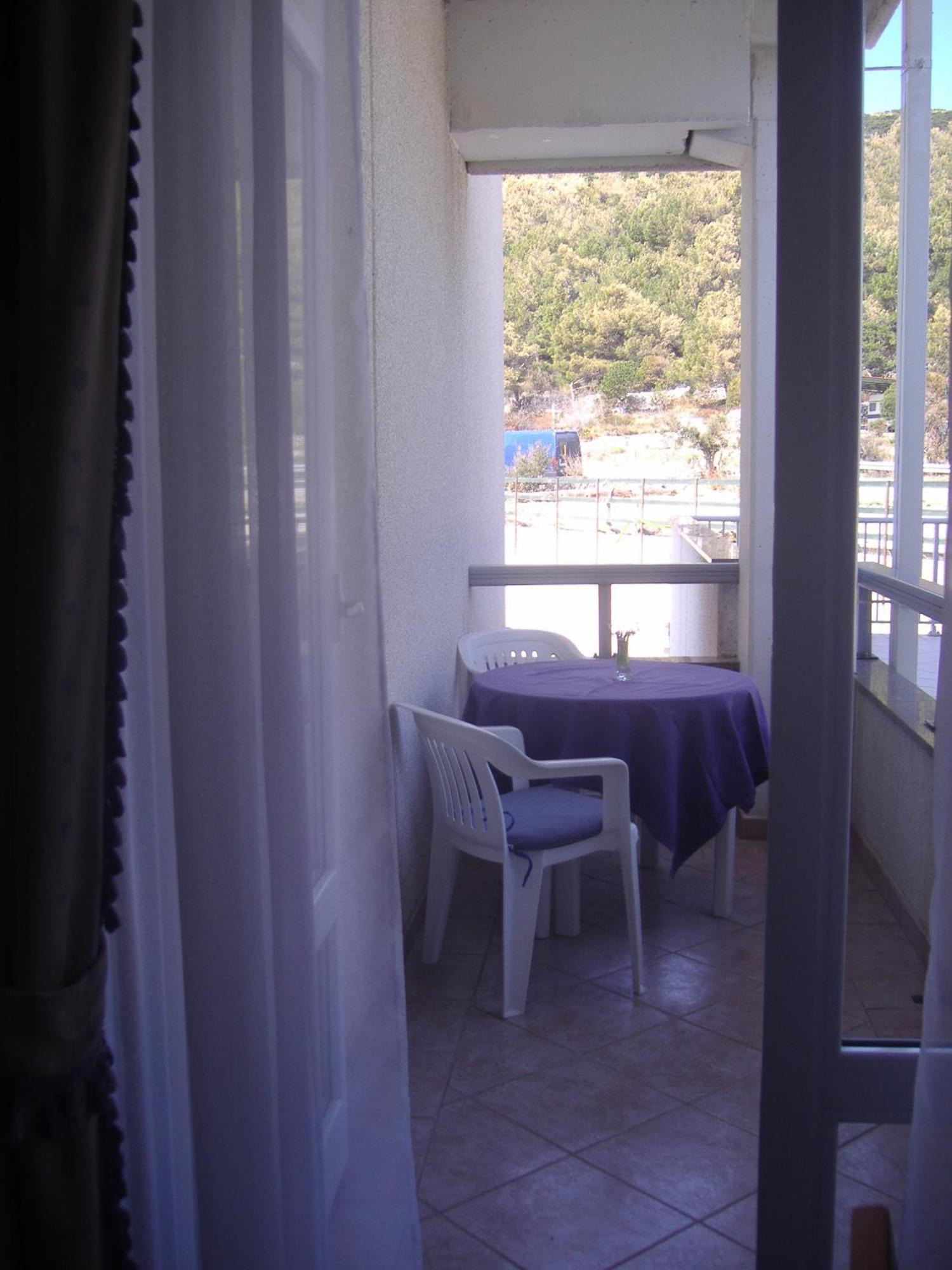 Hotel Zlatni Lav Мартиншчіца Екстер'єр фото