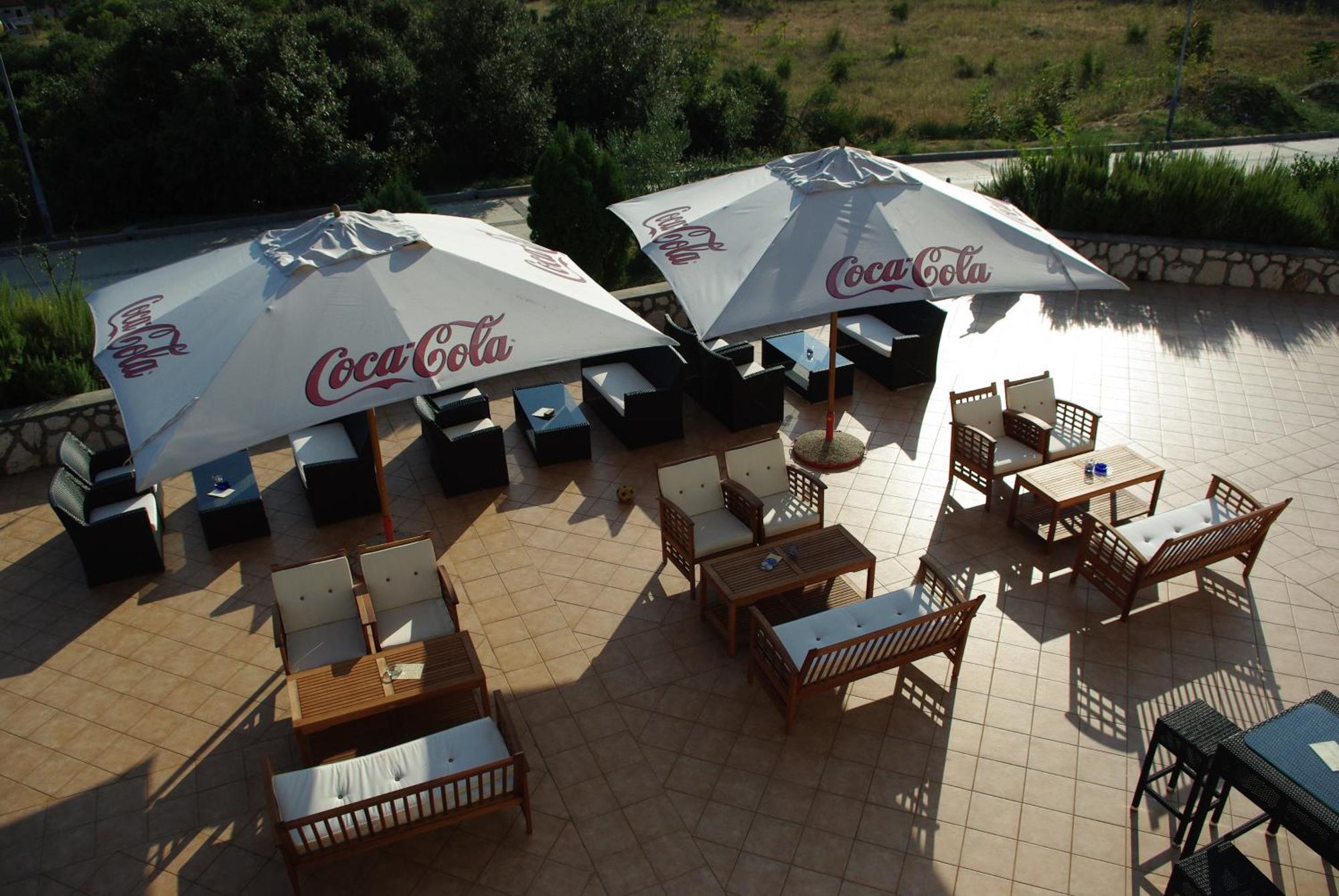 Hotel Zlatni Lav Мартиншчіца Екстер'єр фото